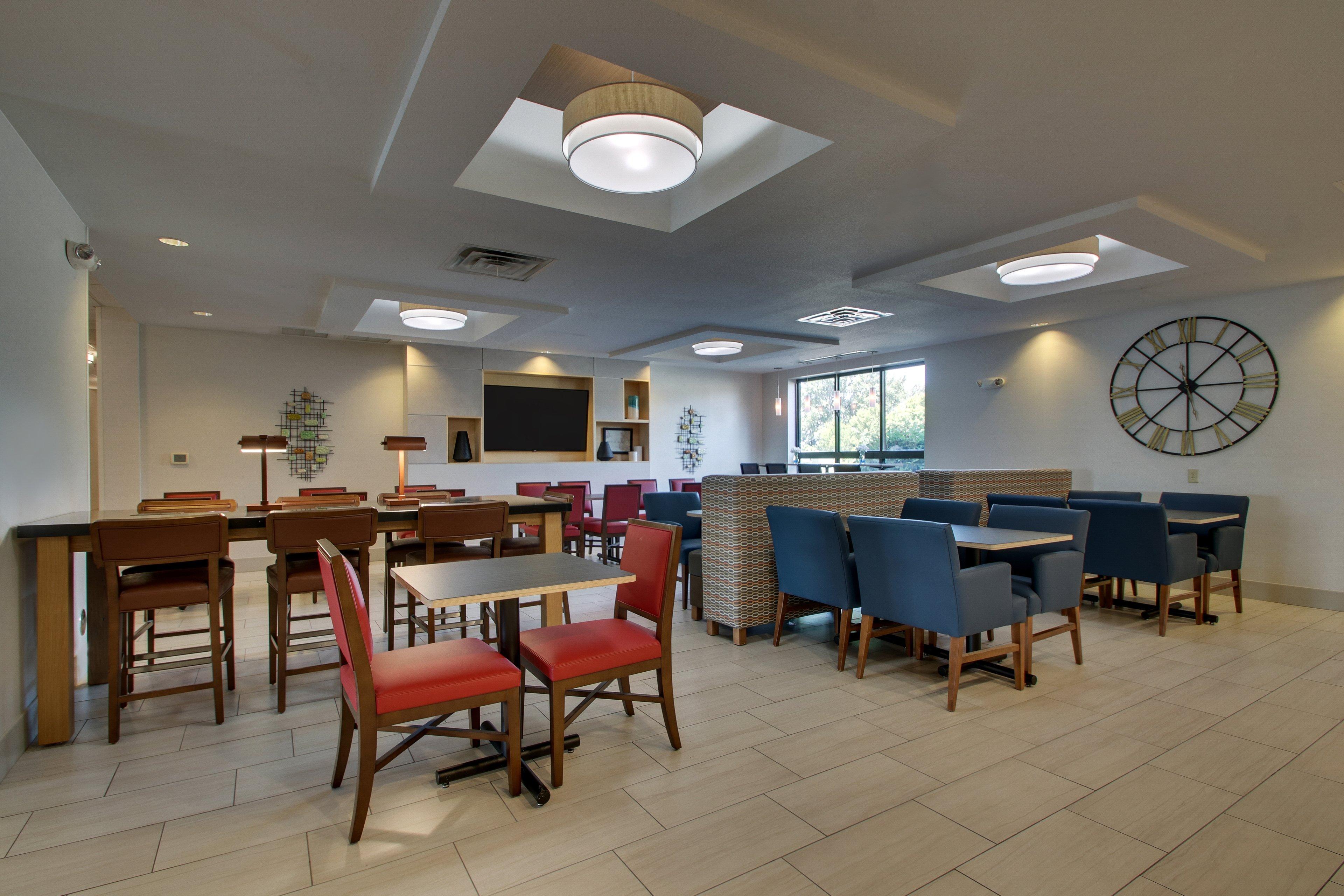 Holiday Inn Express Hotel & Suites Morris By Ihg Exterior foto